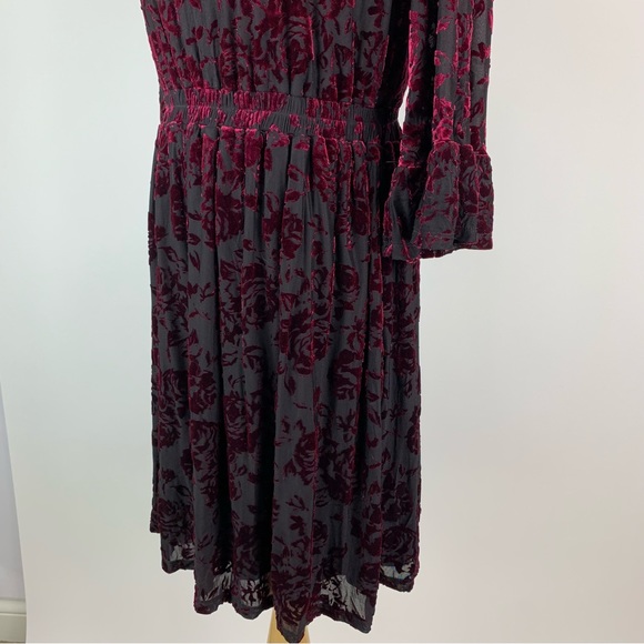 ModCloth Visionary Velvet Burnout Keyhole Dress Medium - Picture 10 of 16